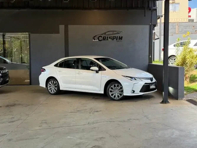 Toyota Corolla Altis Hybrid 1.8 16V Flex Aut. 2020