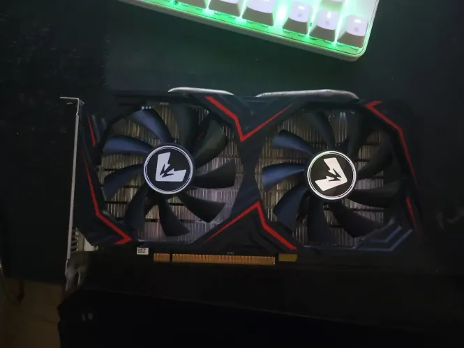 RX 580 8GB VRAM