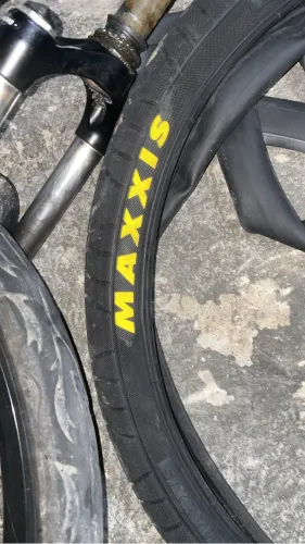 pneus maxxis para vender e trocar