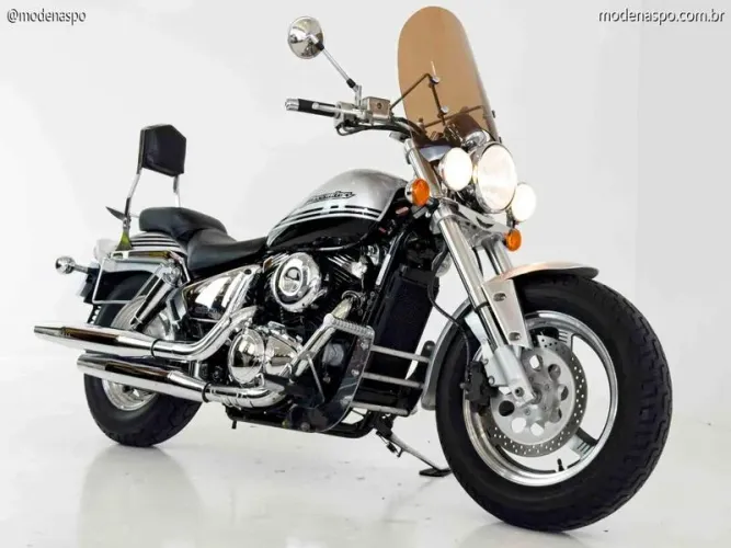 SUZUKI MARAUDER 2003