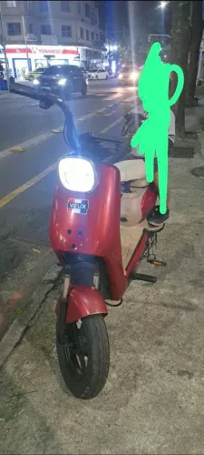 Troco por moto!Scooter com documentação e menos de 1 ano de uso