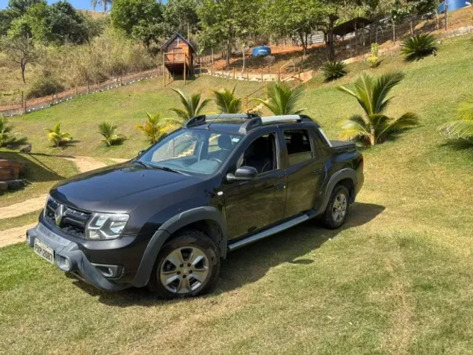 Renault Duster Oroch Dyna. 2.0 Hi-flex 16V Mec. 2016