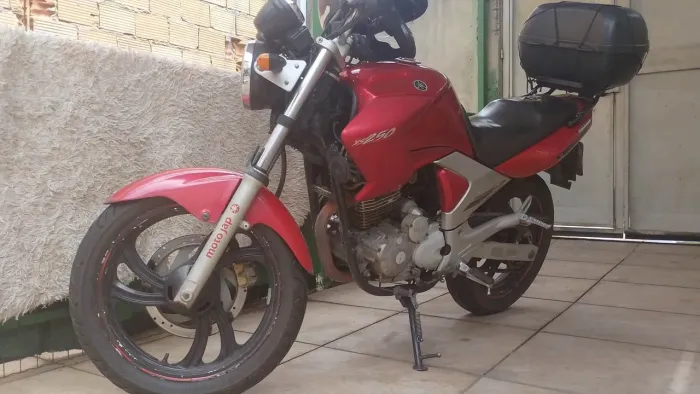 Fazer 250