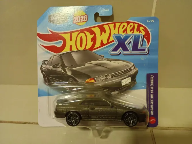 Miniatura nissan skyline gtr r32 1:43 hot wheels XL