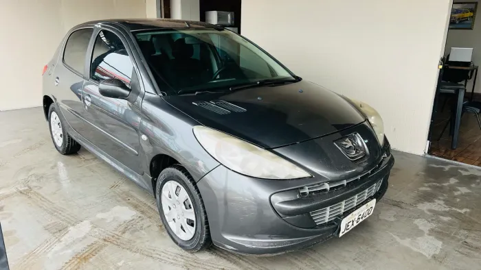 Peugeot 207 XR 1.4 Flex 8V 5P 2013