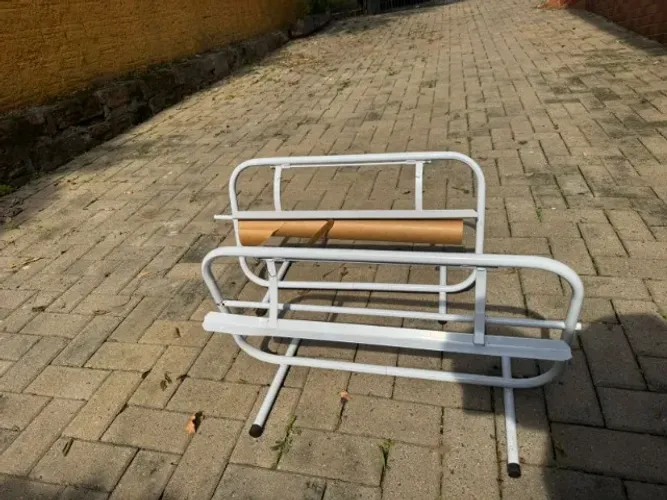 Suporte para papel pardo