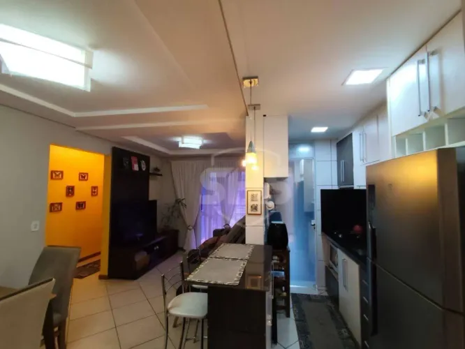 Apartamento com 3 dormitórios à venda, 71 m² por R$ 590.000,00 - Água Verde - Blumenau/SC