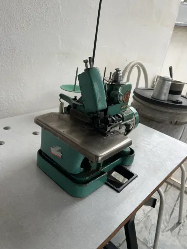 Máquina Overloque Semi Industrial - Costura