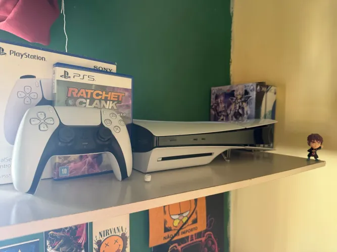 PlayStation 5 modelo Slim mídia física e digital 5 meses de garantia
