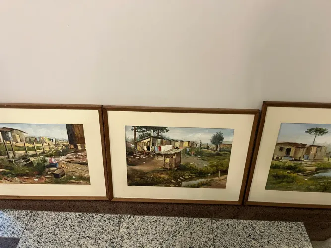 Trio de quadros pintados a mão