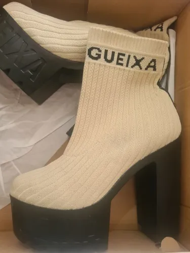 Bota nova maria gueixa