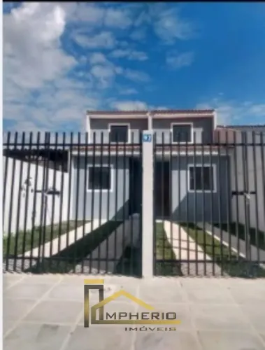 CASA RESIDENCIAL em Curitiba - Paraná, Campo de Santana