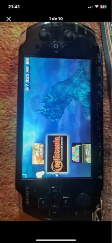 PSP 3001 DESBLOQUEADO + CARTÃO 64gb BATERIA PRECISA TROCAR