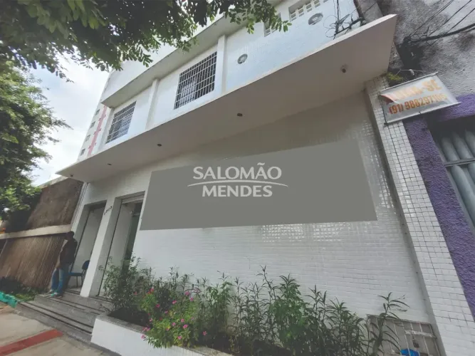 1.300 m² para sua operação: imóvel comercial para alugar em São Brás, Belém