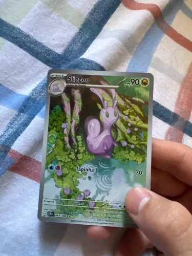Carta Pokémon full art Sliggo