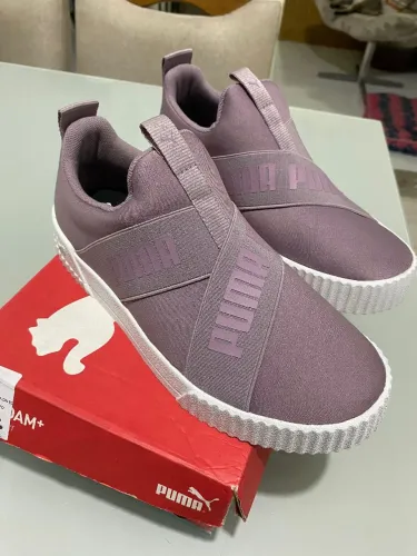 Vende-se tênis puma Nunca usado.