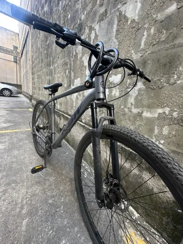 Vendo Bicicleta Aro 26 / 21marchas 