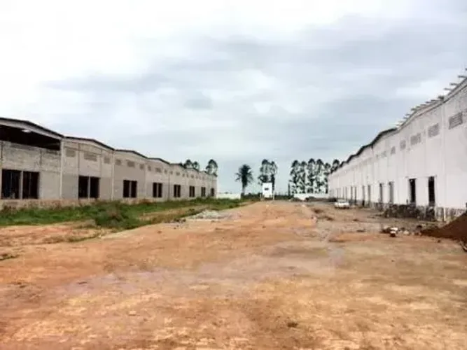 Galpão para Locação em Feira de Santana, Br 324