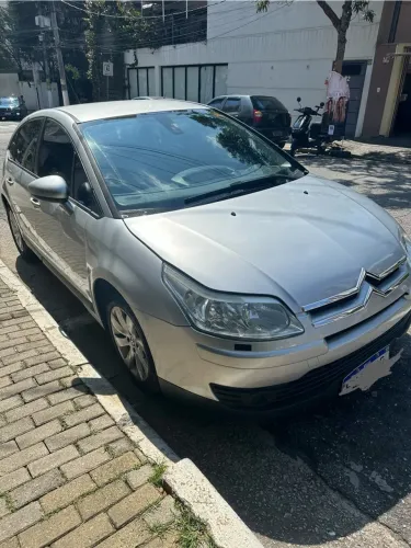 Citroen C4 GLX 2.0 Flex 16V 5P Aut. 2011