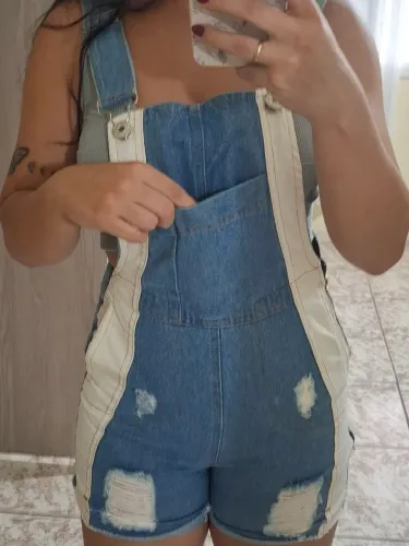 Macaquinho jeans.