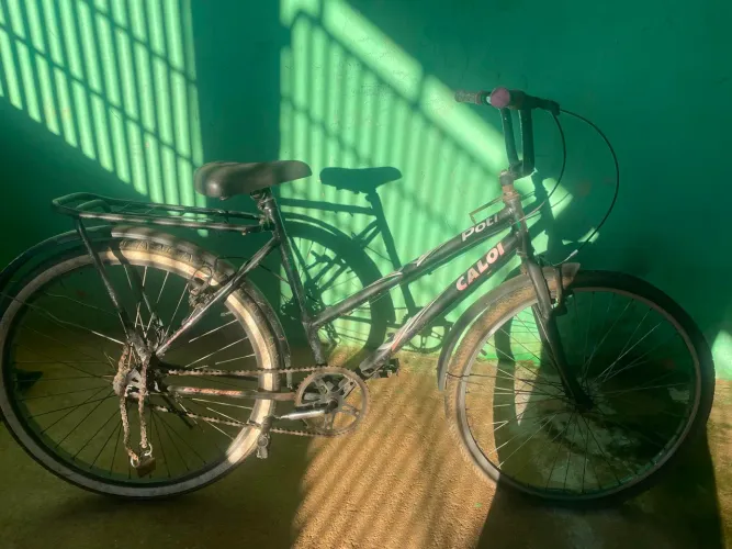 Vende-se bicicleta Caloi aro 26 usada