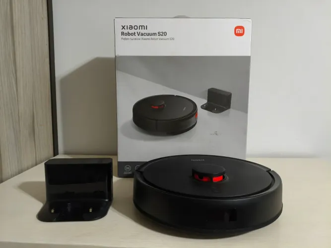 Robô Aspirador de Pó Xiaomi Vacuum S20 Preto