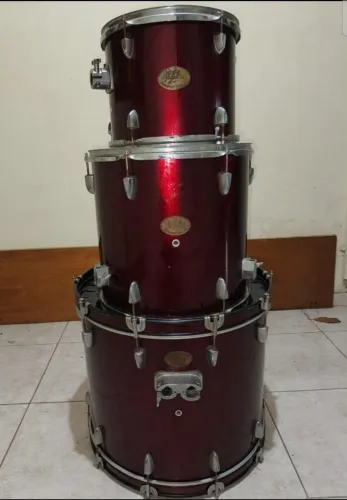 VENDO OU TROCO BATERIA DOLPHIN SHELL PACK (SOMENTE OS TAMBORES).