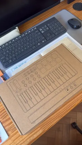 Controlador de teclado MIDI USB M-WAVE