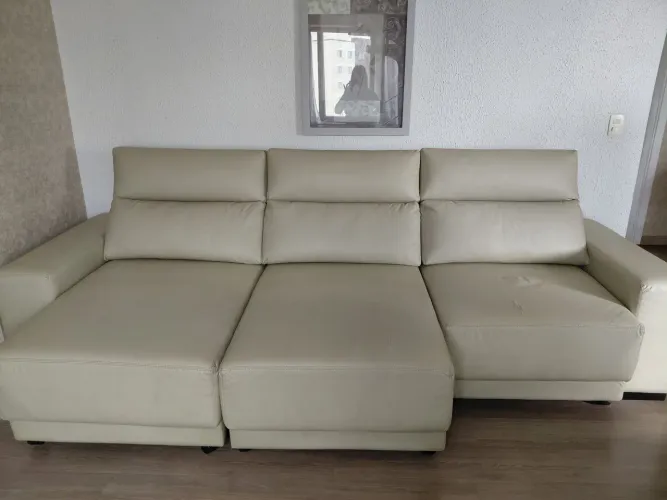 Sofa excelente estrutura 