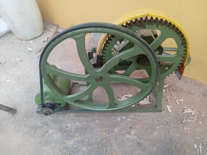 Vende se 1 engenho e 1 motobomba 