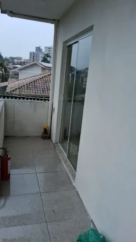 Alugo apartamento 1quarto no Emstreito