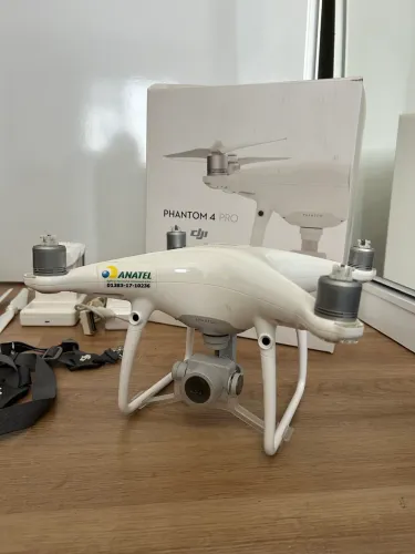 DRONE DJI PHANTOM 4 PRO - COMPLETO 