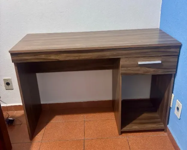 Escrivaninha MDF com gaveta - madeira