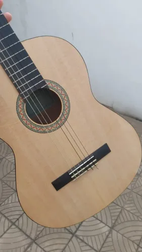Vendo violão YAMAHA C40M