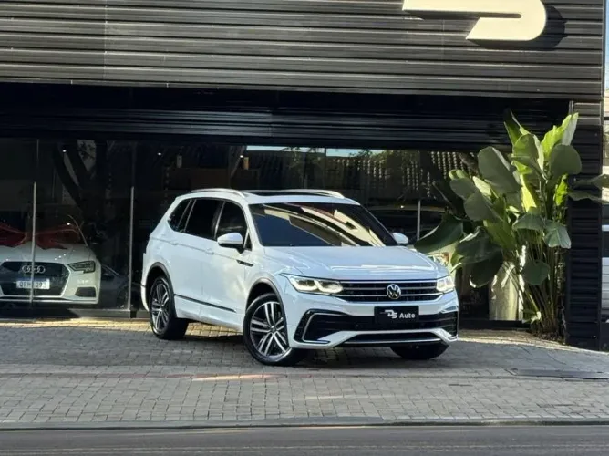 Volkswagen Tiguan Allspac R-line 300 TSI 2.0 2024