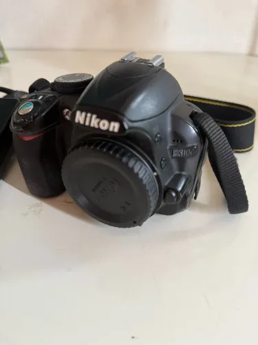 CÂMERA NIKON D3100