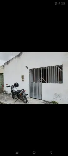 Oportunidade! Casa com 2 Quartos e 2 Banheiros por R$ 180.000