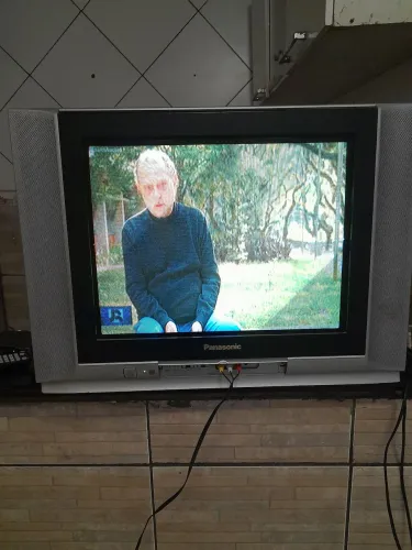 TV tela plana 21 polegadas
