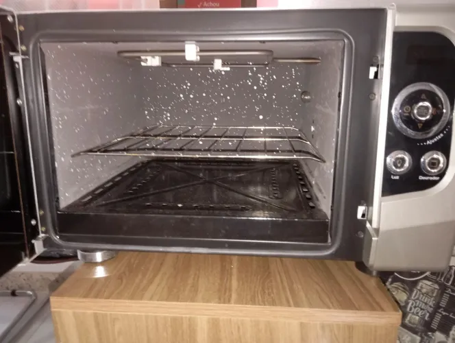 Forno elétrico muito conservado