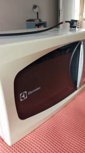 Microondas Eletrolux 220V
