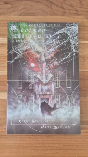 HQ Batman Asilo Arkham (Arkham Asylum) 15th Anniversary Edition - Em inglês