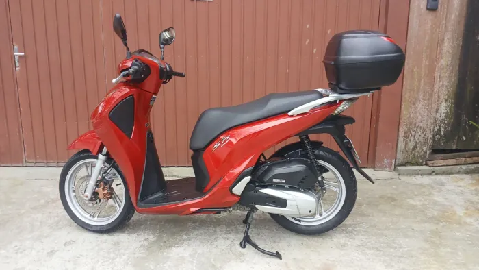 Honda sh150i 2018 impecável