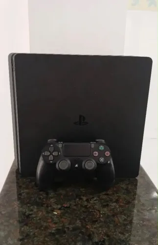 PS4 1TB - DESBLOQUEADO