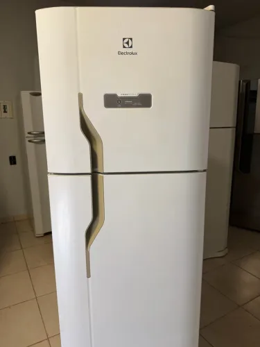 Geladeira Eletrolux Duplex Fros Fre 110v semi nova