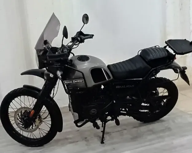 ROYAL ENFIELD HIMALAYAN Trail