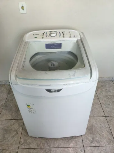 Vende-se máquina de lavar Electrolux 16 kilos 