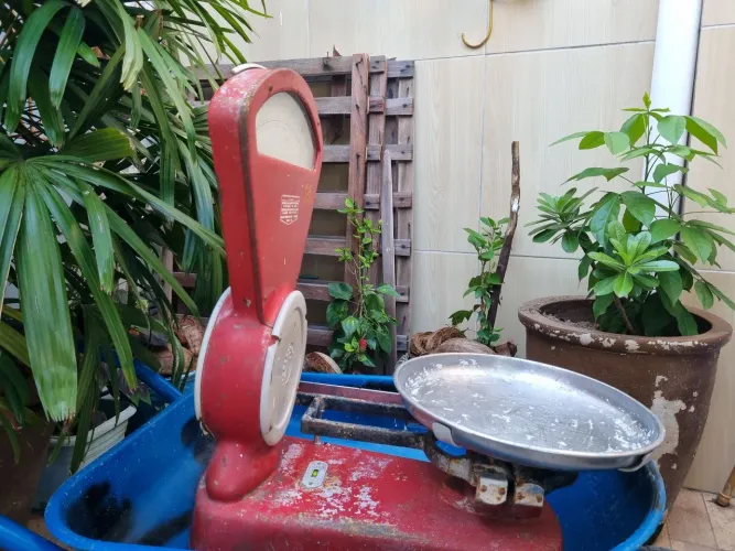 BALANÇA ANTIGA DOS ANOS 60