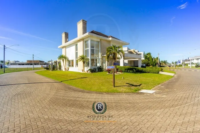 Casa venda condomínio fechado Torres RS