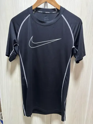 Camiseta Nike Pro 