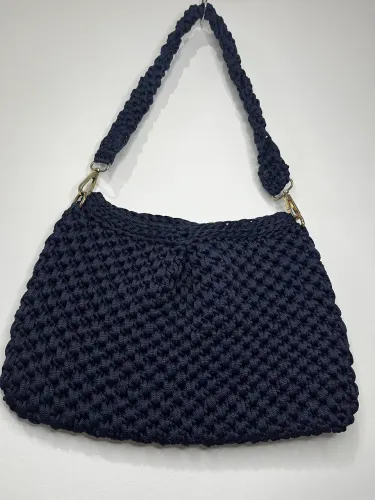 Bolsa de Crochê Azul Escuro Fio Náutico Artesanal